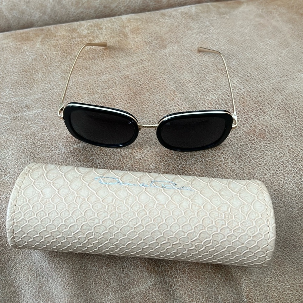 oscar de la renta sunglasses